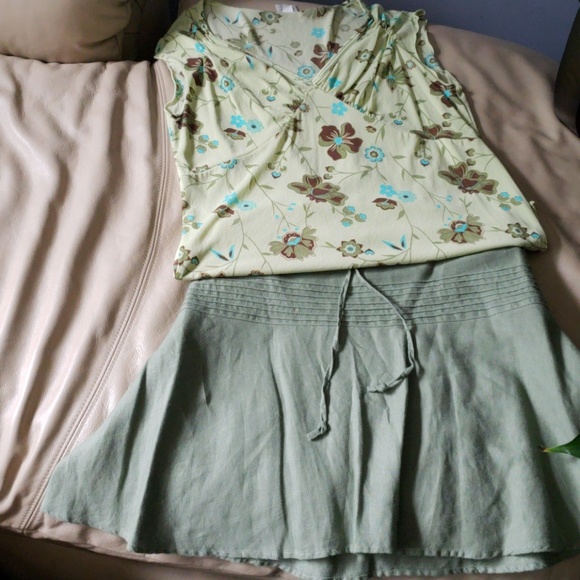 Old Navy Blouse/Skirt set - Picture 2 of 5
